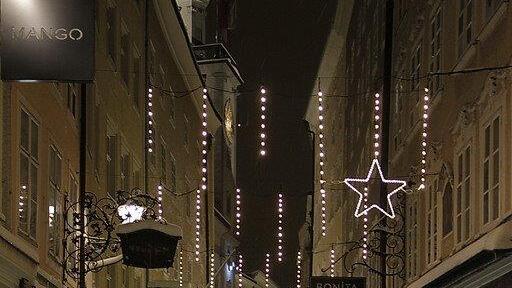 Winternacht in der Stadt Salzburg