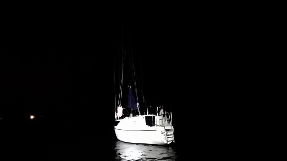 Bilder der Bootsbergung am Wallersee