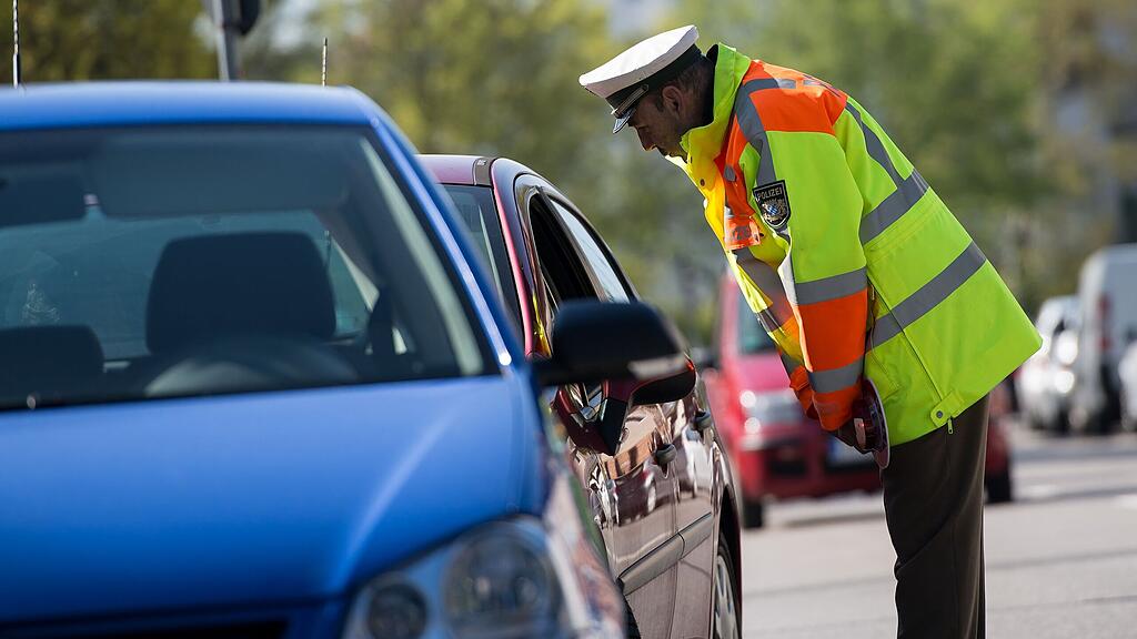 Verstöße gegen örtliche Verkehrsbestimmungen können teuer werden. (Symbolbild)
