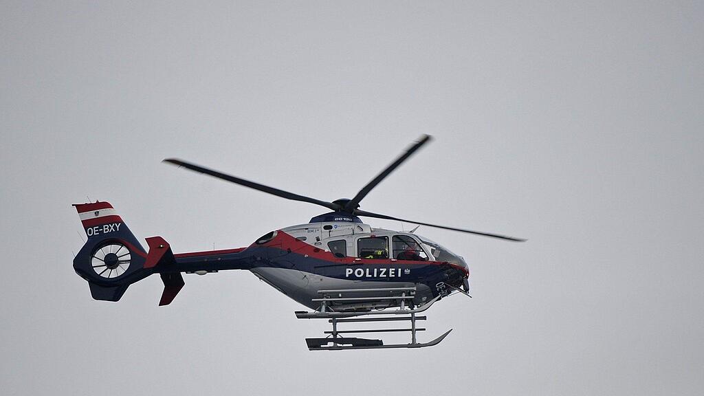Die beiden Skifahrer aus Polen konnten unverletzt aus der alpinen Notlage gerettet werden.