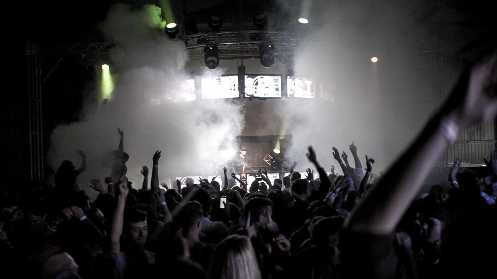 Kick-Off-Party, I