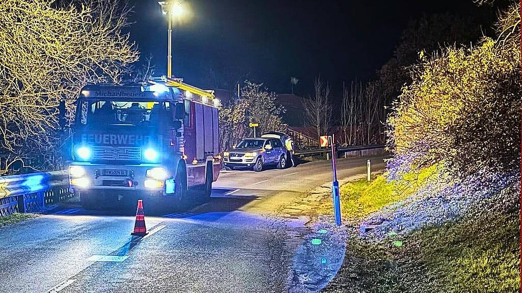 Zwei Pkw krachen in Dorfbeuern zusammen
