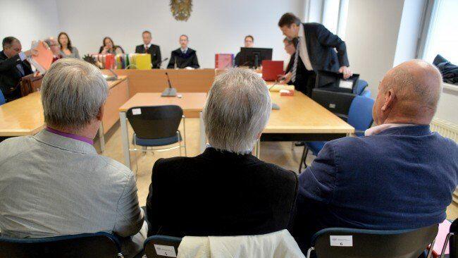 Die Angeklagten vor Gericht im Jahr 2016.