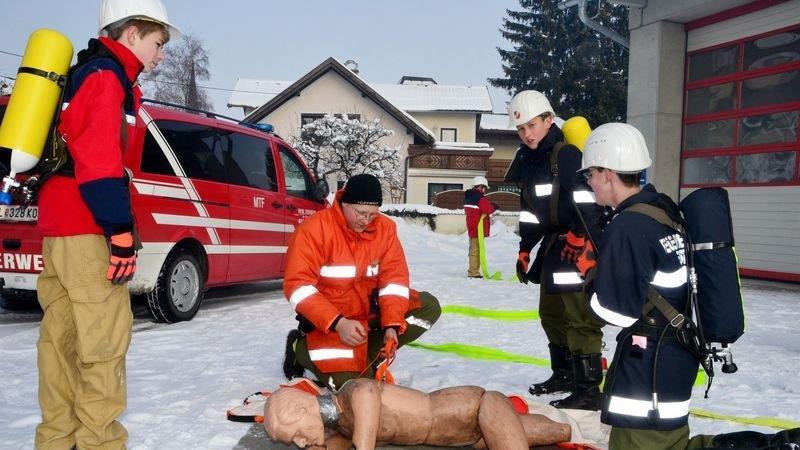Jugendfeuerwehrübung in Grödig
