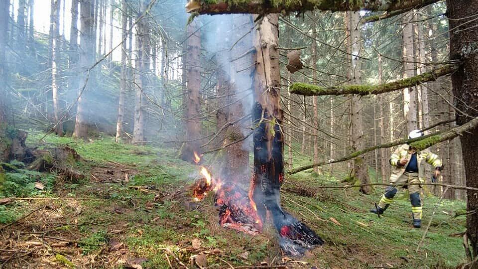 Durch das rasche Eingreifen der Feuerwehr Uttendorf konnte ein schlimmerer Brand verhindert werden.