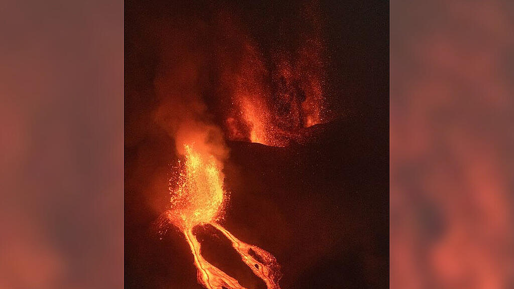 La Palma: Lava flie\u00dft ins Meer