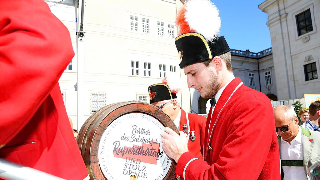 Er\u00f6ffnung Salzburger Rupertikirtag 2023