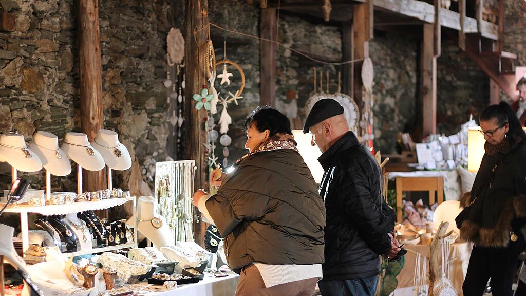 Fr\u00fchlingserwachen in der Glash\u00fctte - Kunsthandwerksmarkt