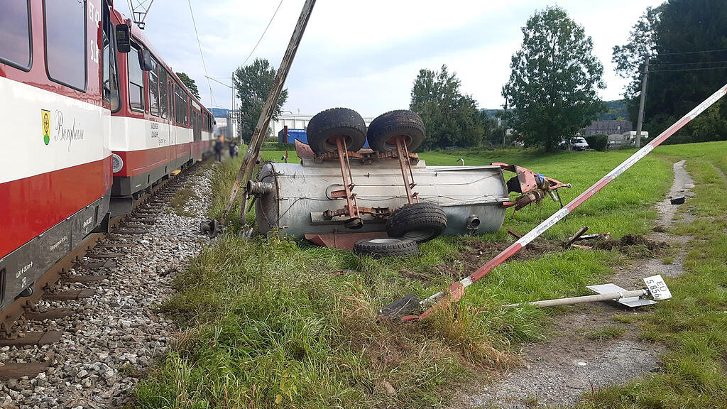 Crash Traktor Lokalbahn Bergheim