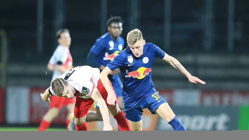 Kapfenberger SV, Liefering, Fußball
