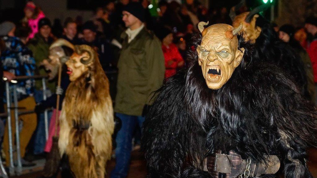 Gnigler Perchtenlauf