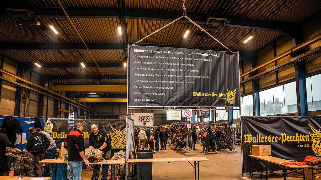Der Krampus Flohmarkt in Seekirchen