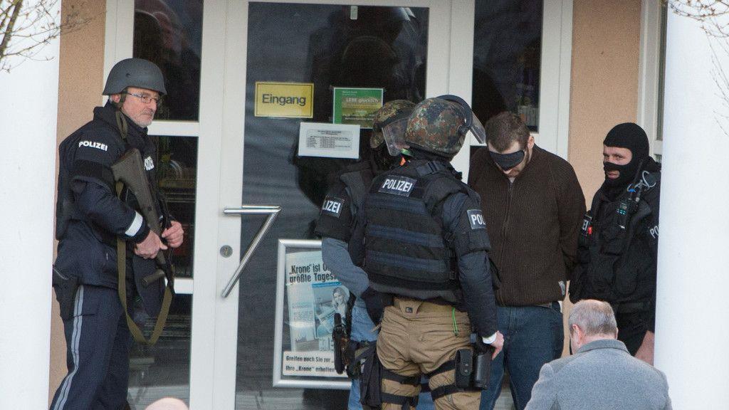 Moosdorf: Verwirrter Bankräuber wird festgenommen