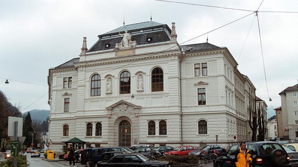 Der Prozess gegen den beschuldigten Pinzgauer wegen schwerer Körperverletzung wurde am Dienstag am Landesgericht Salzburg erneut vertagt.