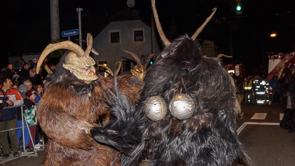 Gnigler Perchtenlauf