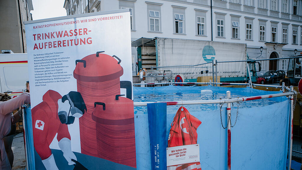 50 Jahre Katastrophenhilfsdienst Rotes Kreuz, I