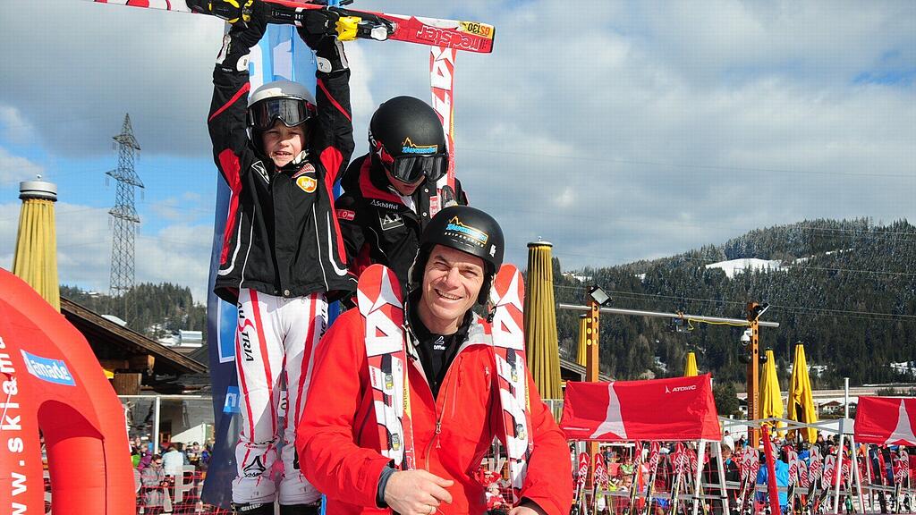 Am Sonntag konnte man gegen Salzburger Michael Walchhofer Skirennen fahren.