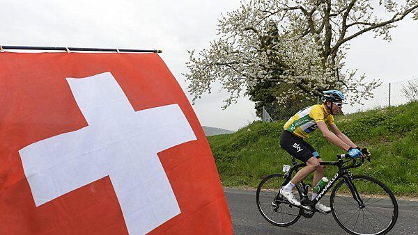Froome gibt in der Schweiz kräftig Gas