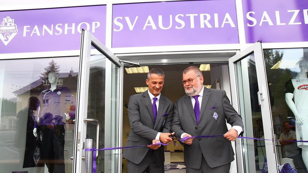 Austria Salzburg eröffnet Fanshop und fixiert ersten Transfer