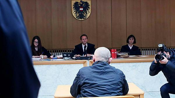 Mordprozess gegen 45-Jährigen in Steyr