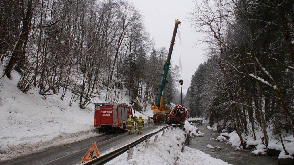 L216: Bilder der Unfallstelle