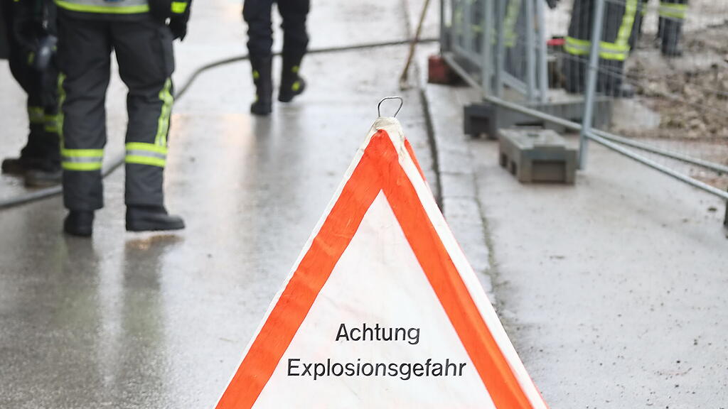 Gasleitung bei Baggerarbeiten abgerissen