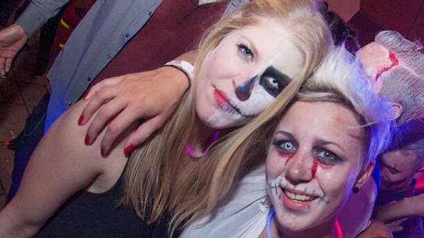 We love the 90s Party, I