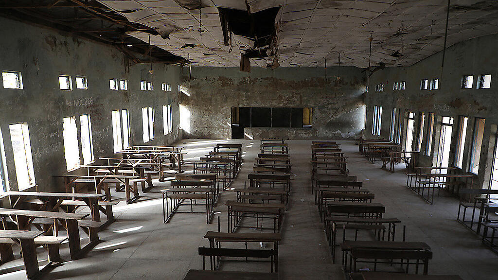 Angreifer stürmten in der Früh eine Schule
