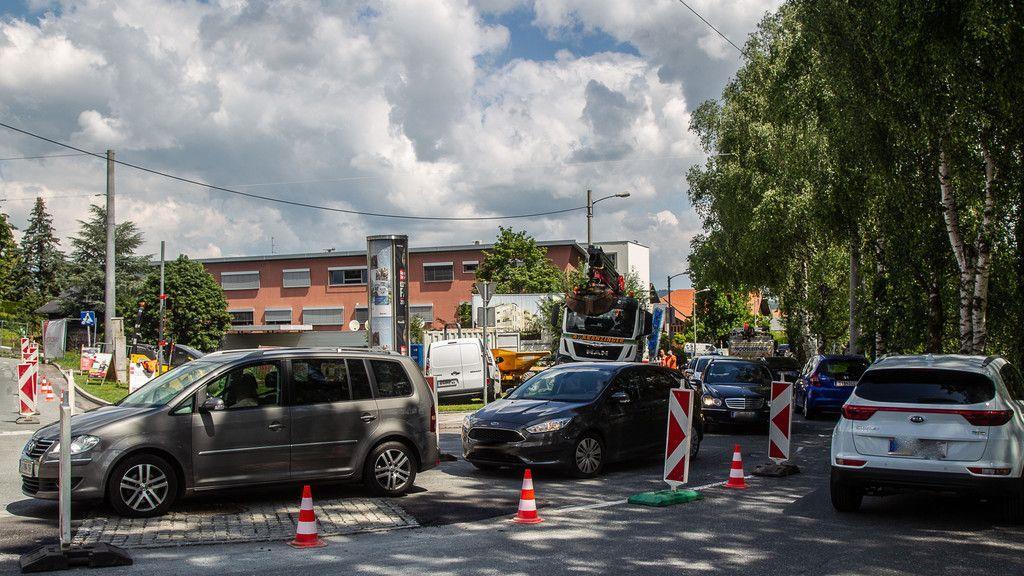 Bauarbeiten für Kreisverkehr in Maxglan