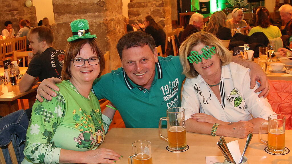 St. Patrick\u00b4s Day im Br\u00e4ust\u00fcbl Kaltenhausen