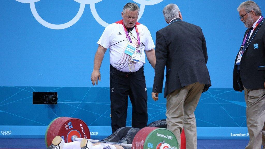 Olympia London 2012: Gewichtheber Steiner gab nach Schrecksekunde auf