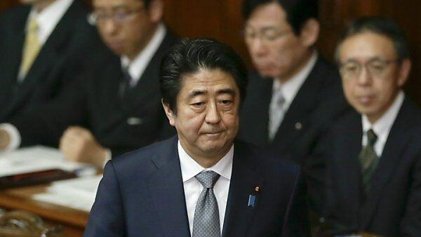 Wie reagiert Japans Premier Shinzo Abe?