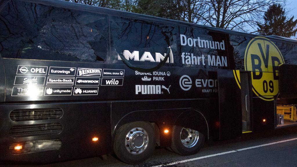 Bomben detonieren an BVB-Bus