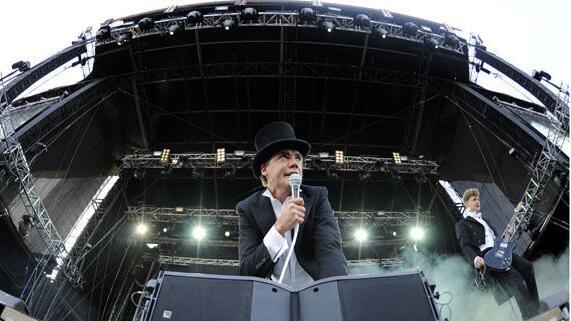 The Hives live erleben? VIENNA.AT verlost 1x2 Tickets für das Konzert der Schweden im Wiener Gasometer