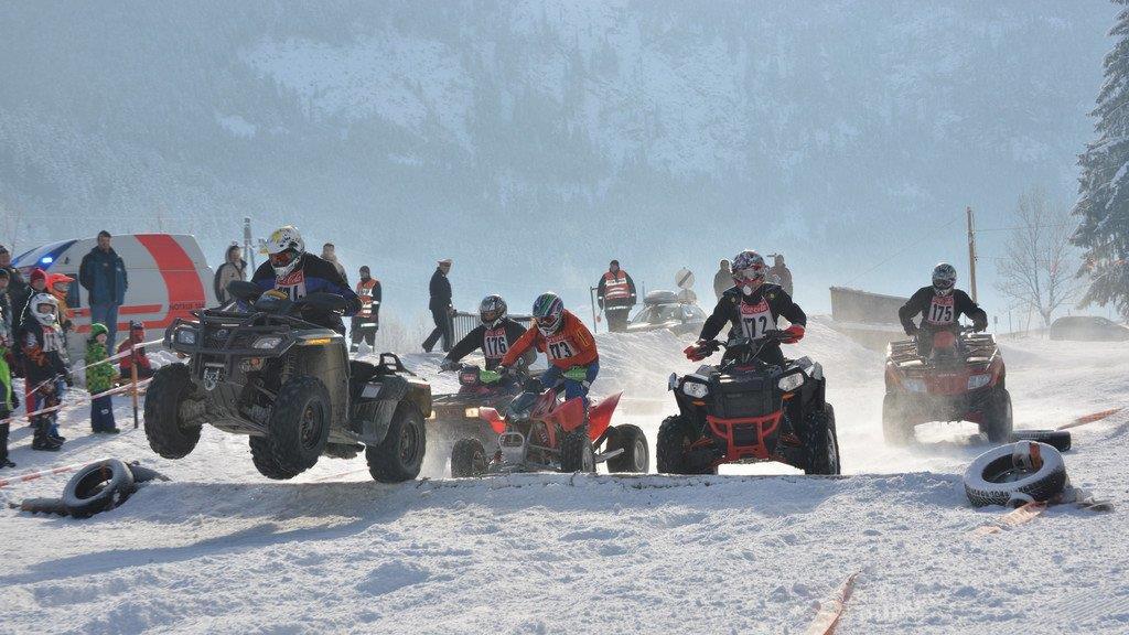 Wintermotocross in Gosau