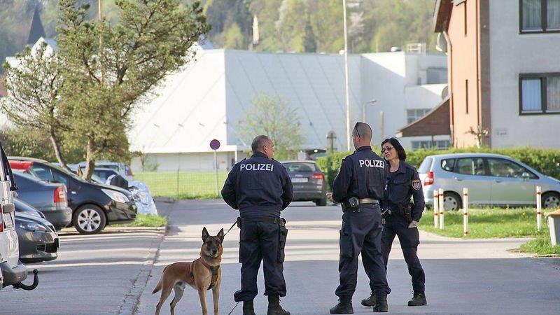 Großfahndung nach Überfall in Hallein I