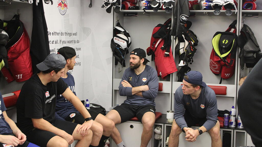 EC Red Bull Salzburg, Open Locker Room