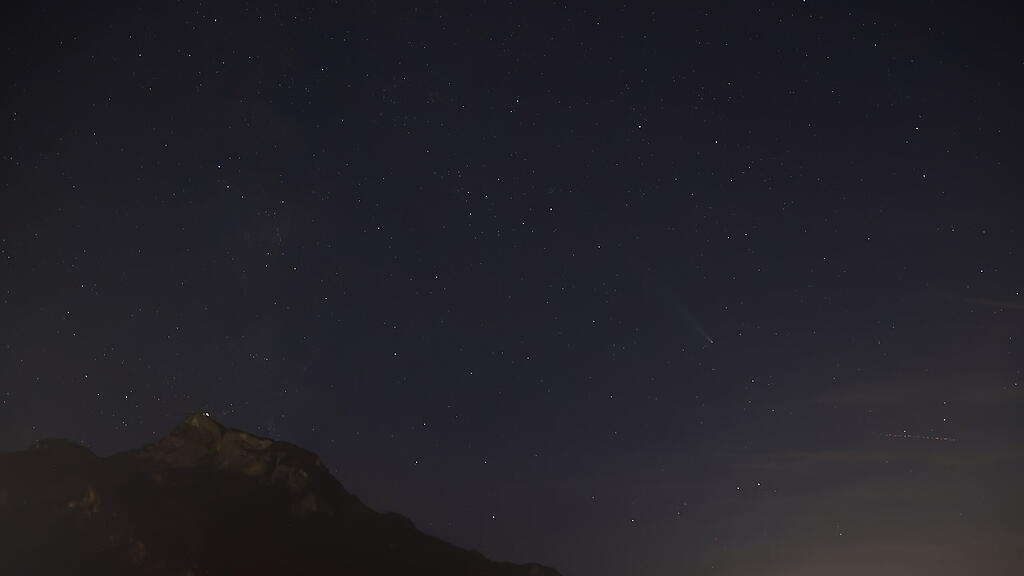 Komet "Tsuchinshan-Atlas" über Salzburg