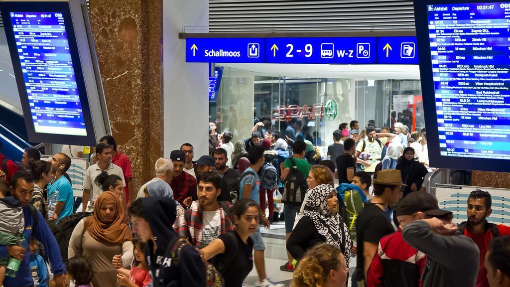 Flüchtlinge am Salzburger Hauptbahnhof