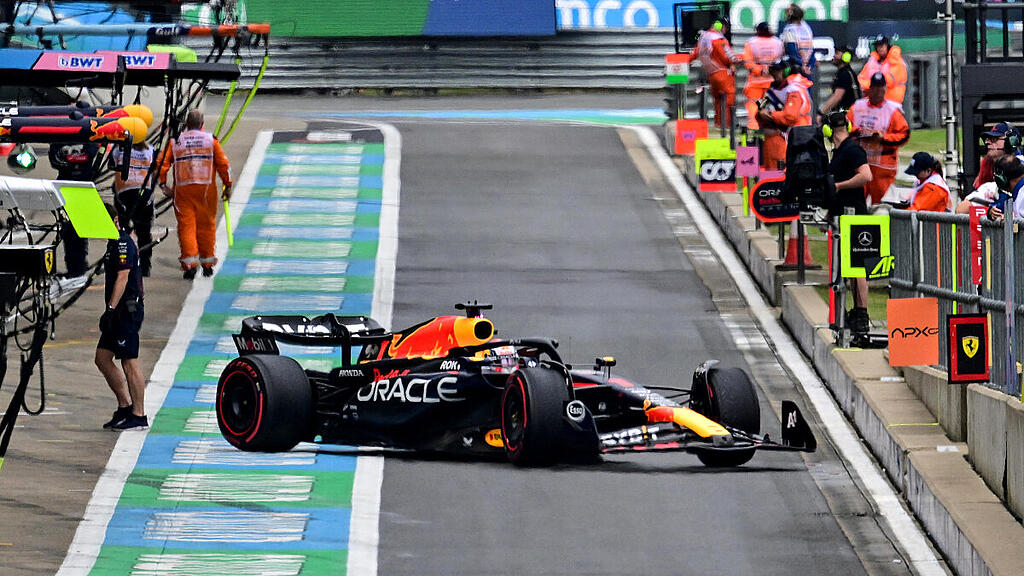 Kleiner Crash von Pole-Setter Verstappen