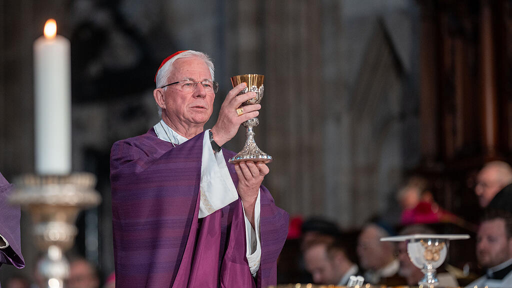 TRAUERGOTTESDIENST FR VERSTORBENEN PAPST FRANZISKUS: LACKNER
