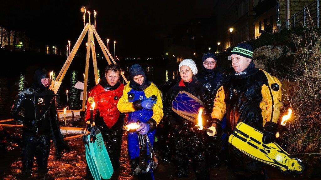 Adventschwimmen in Hallein