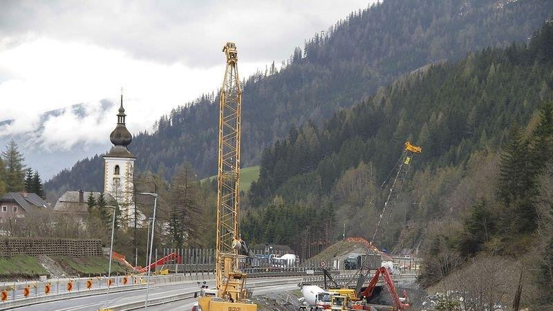 Bauarbeiten in Zederhaus