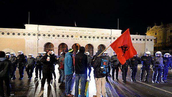 2014 kam es zu Auseinandersetzungen zwischen Polizei und Demonstranten