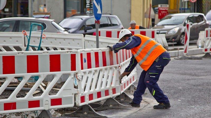 Kreisverkehr am Hans-Schmid-Platz