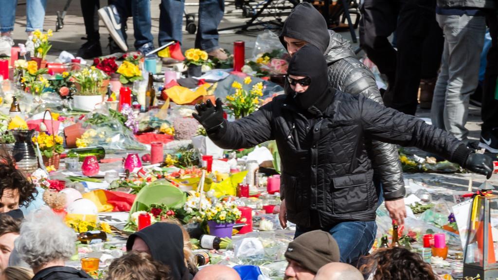 Hooligans randalieren in Brüssel
