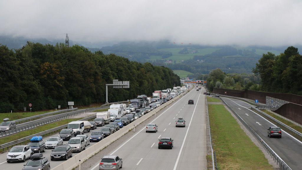 Stau auf der A10