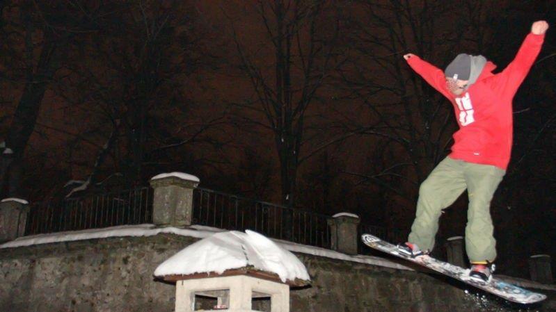 Snowboarder am Rosenhügel