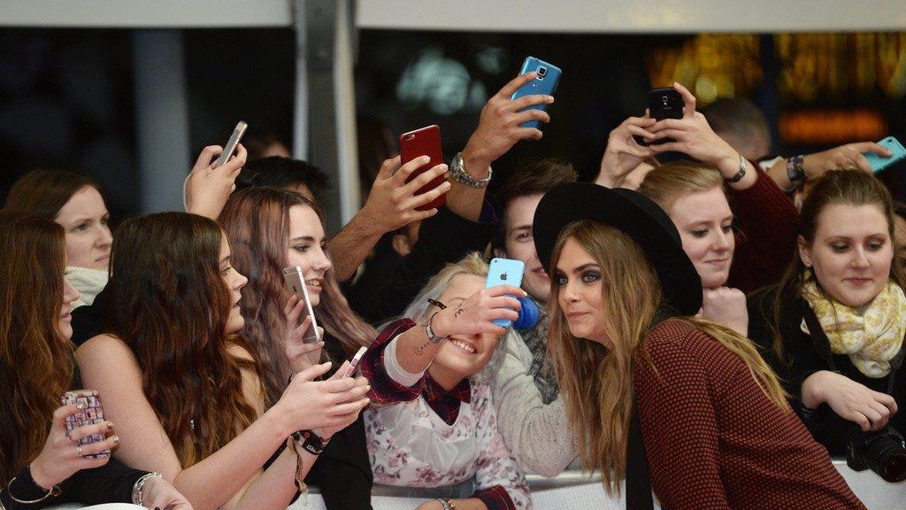 Brit Awards 2015: Stars am Roten Teppich I