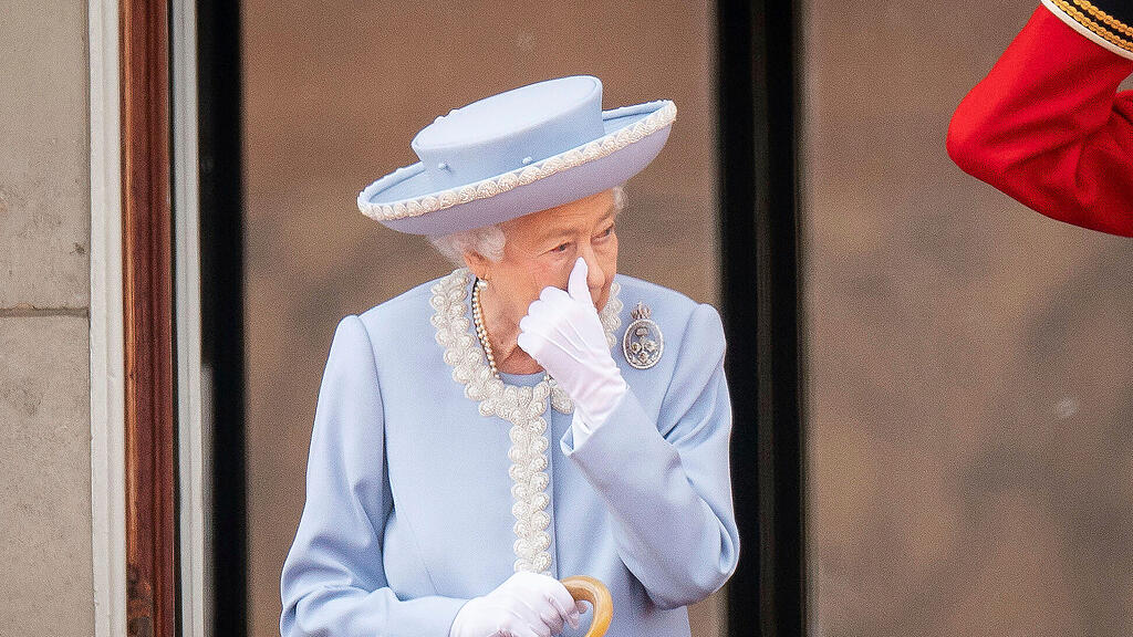 Queen feiert 70 Jahre Thronjubil\u00e4um